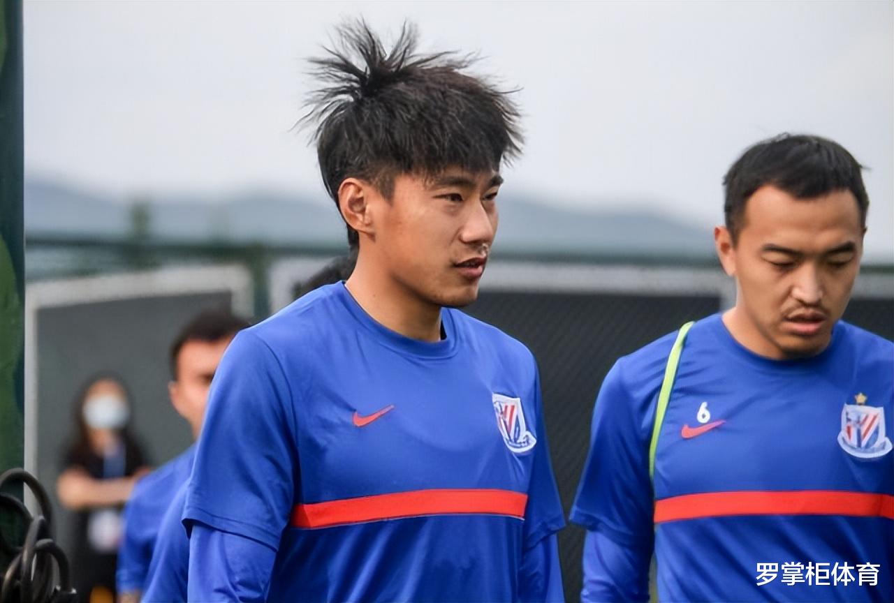 关于巴特勒新星重要助攻表现突出,中国队前途光明!引发球迷热议的信息 关于巴特勒新星重要助攻表现突出,中国队前途光明!引发球迷热议的信息