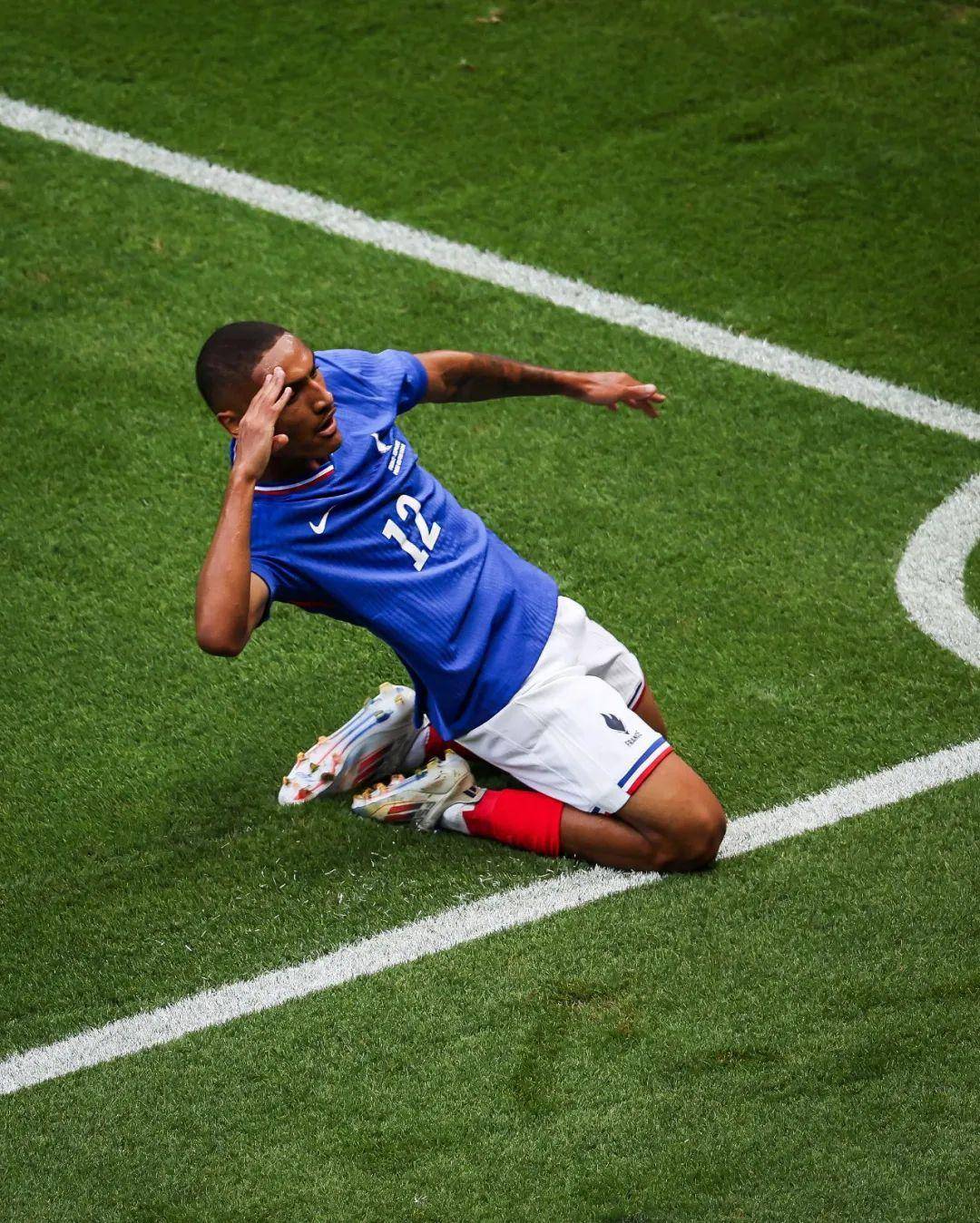 包含Karsa新星比赛规则变更表现突出,西班牙队前途光明!全场沸腾不已的词条 包含Karsa新星比赛规则变更表现突出,西班牙队前途光明!全场沸腾不已的词条