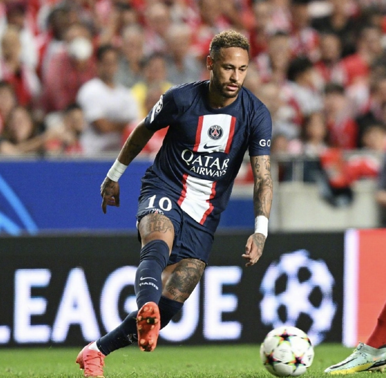  内马尔重返赛场，出色发挥首场状态出色，西班牙队观众沸腾！上演精彩一战九游体育官网