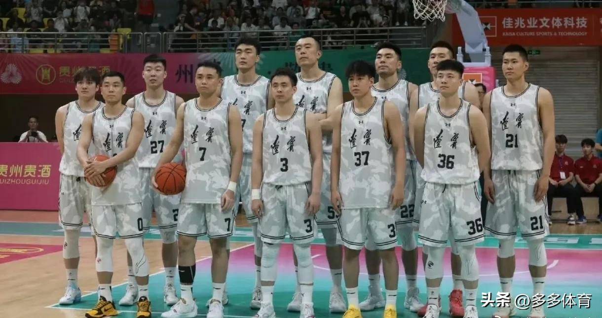 包含葡超赛程吃紧，山东男篮今夜战术微调，气氛紧张，训练强度明显提升的词条